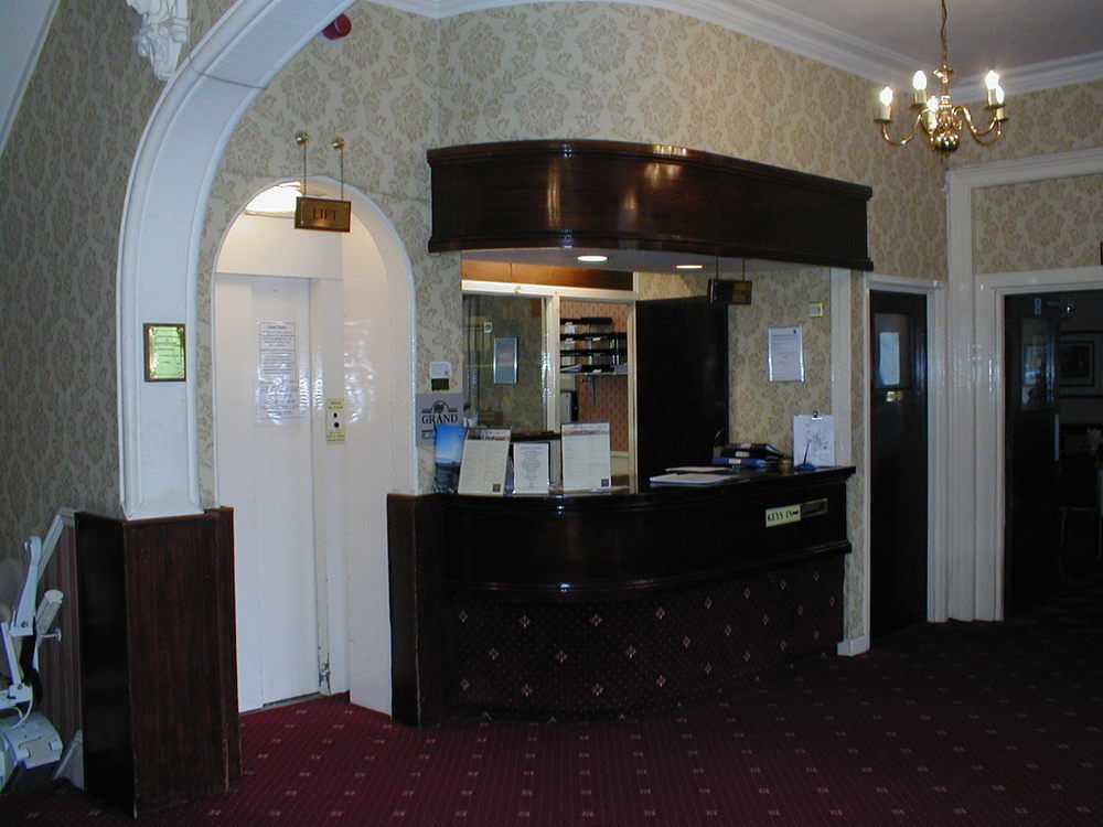 Glen Usk Hotel Llandrindod Wells Extérieur photo