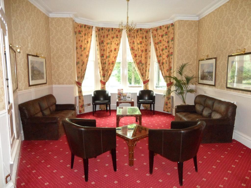 Glen Usk Hotel Llandrindod Wells Extérieur photo